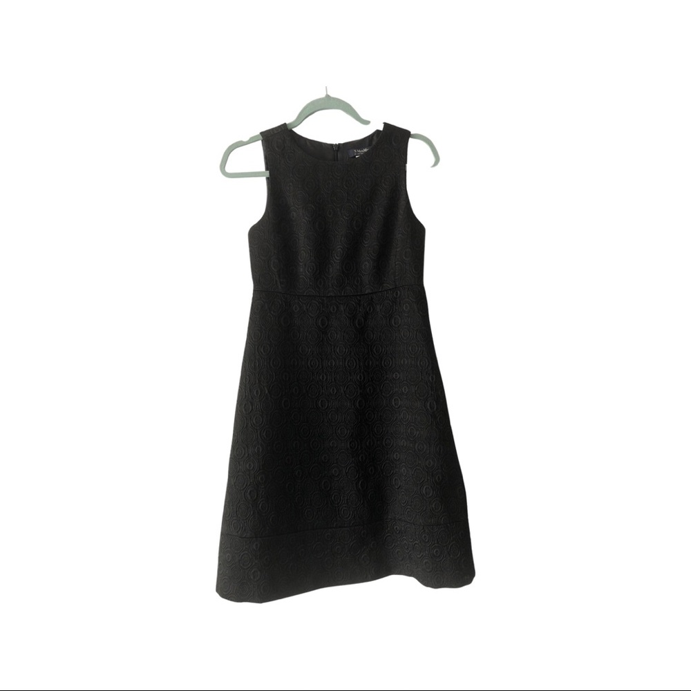 Max Mara black sleeveless dress. Size 2.